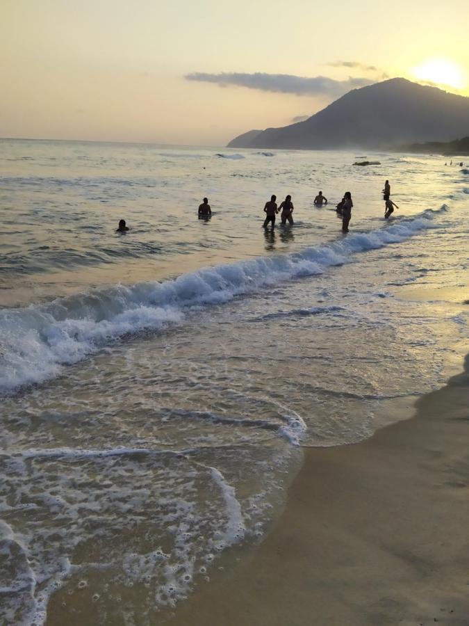 Casa Na Praia De Maresias Em Condominio Com Piscina Aquecida Na Av Principal De Maresias Exterior foto